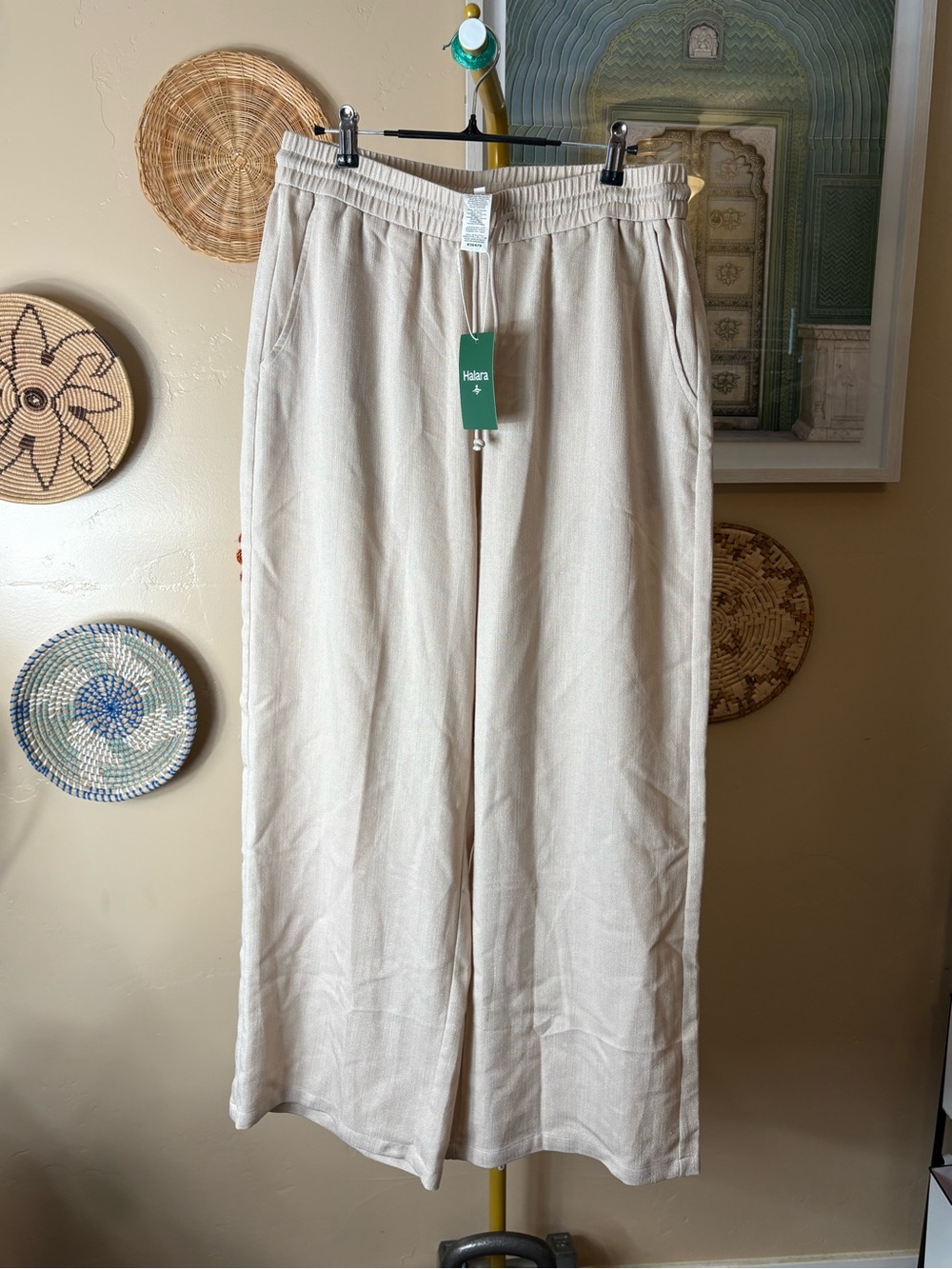 HALARA Cream Wide-Leg Drawstring Pants